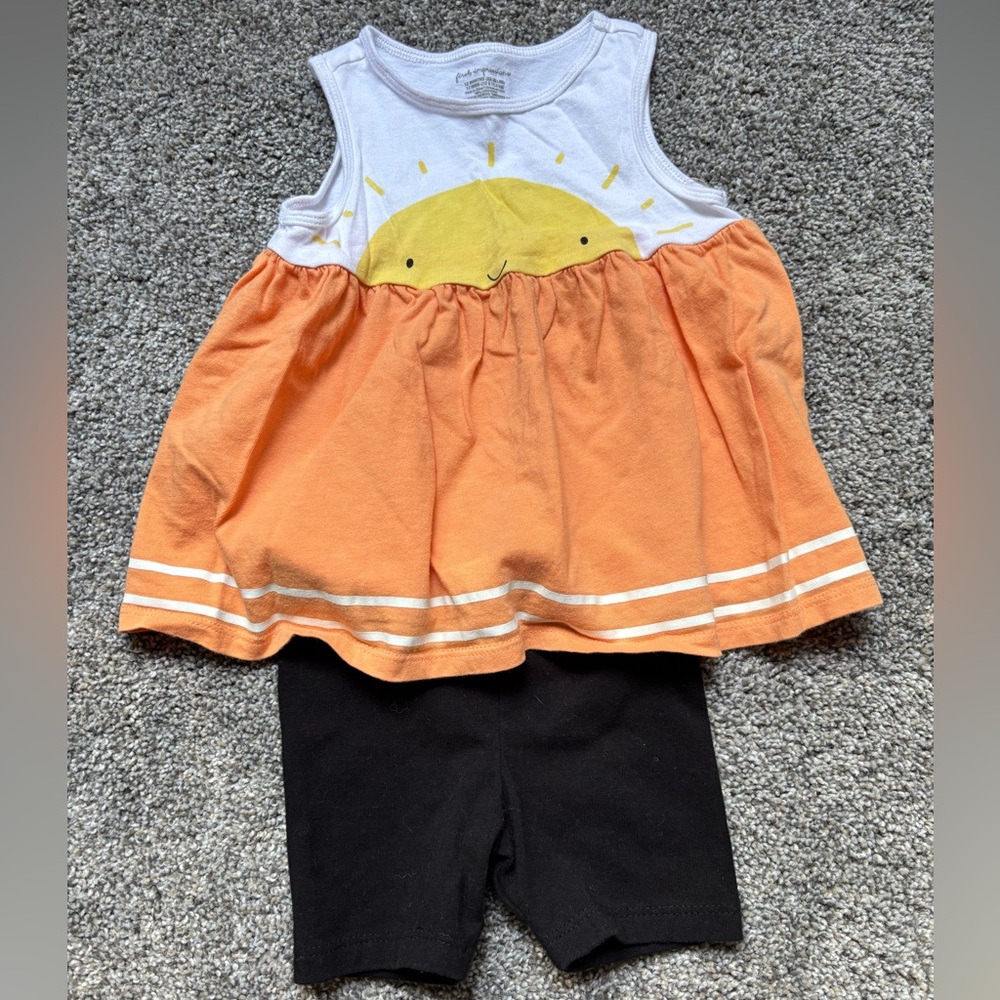 5/$15 12M Sun Top and Black Shorts